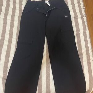 ALO Yoga Black Women's Trousers